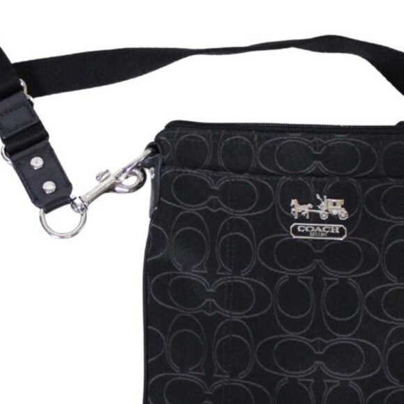 COACH SIGNATURE Shoulder Bag Crossbody Swingpack Black - Picture 6 of 6